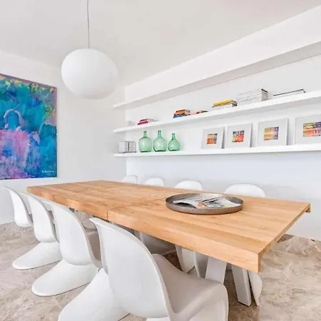 Golf & Santa Clara By Houselogy Holiday home *